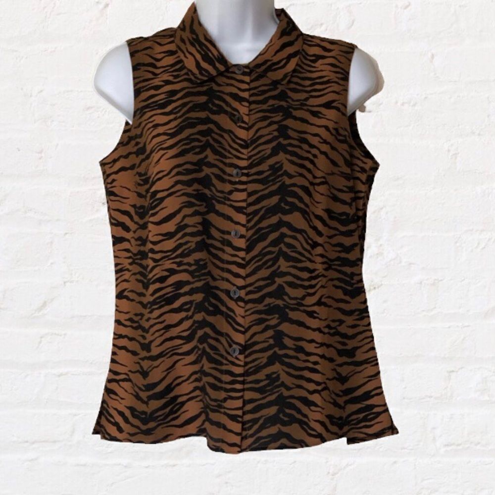 NWOT EP Pro Sleeveless Tiger Print Collared Golf Blouse